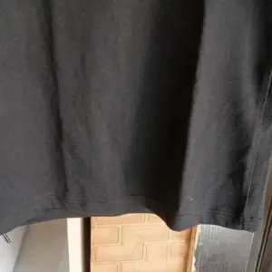 Black short sleeve shirt